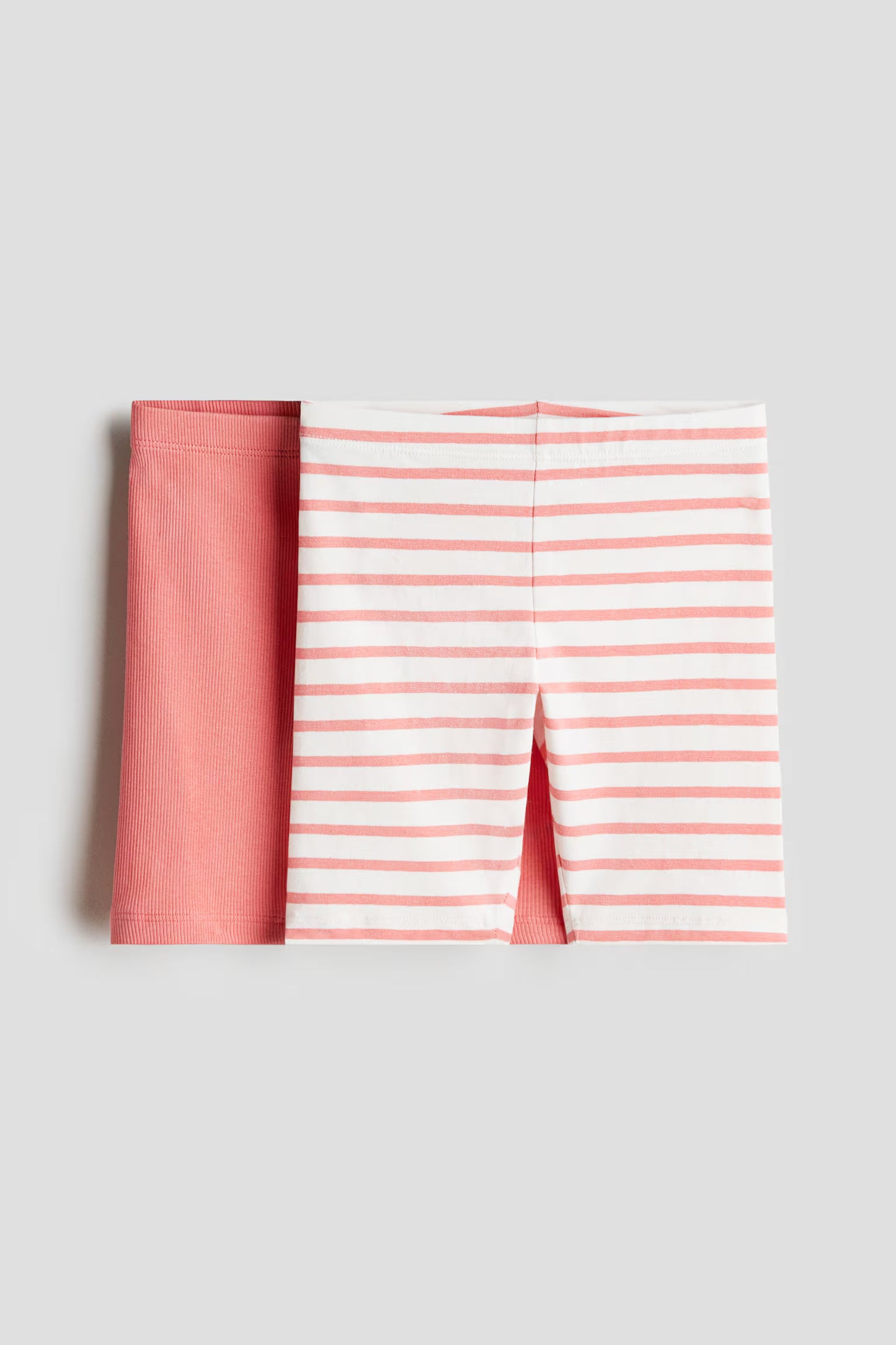 Dúo de biker shorts de algodón para niña marca H&M