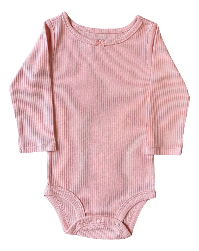 Set de cuatro pañaleros de algodón para niña marca Carter's