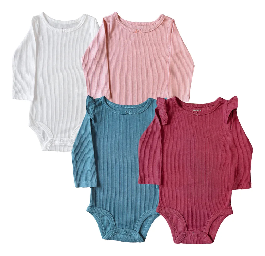 Set de cuatro pañaleros de algodón para niña marca Carter's